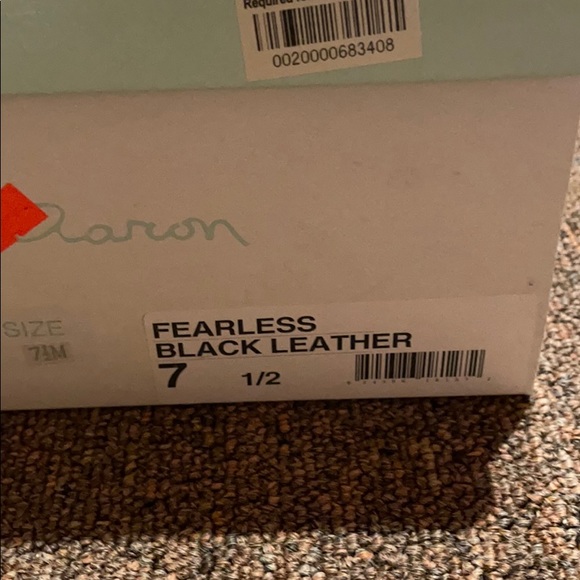 Beautiful David Aaron Heels - Picture 6 of 7